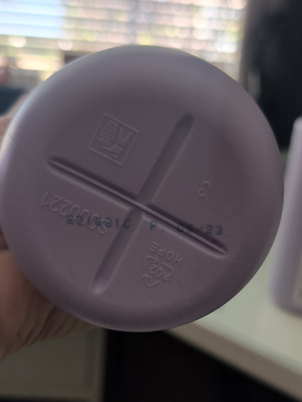 OLAPLEX Blonde Enhancer Duo Shampoo And Conditioner In Lavender, Half Full. - Picture 4 of 6